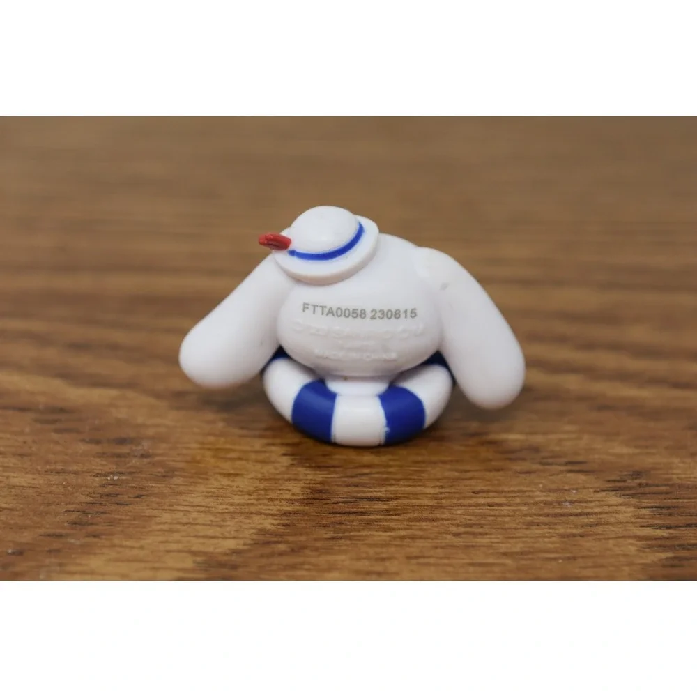 2023 Sanrio Cinnamoroll Lifesaver Float Summer Beach Mini Figure Kawaii Collecti